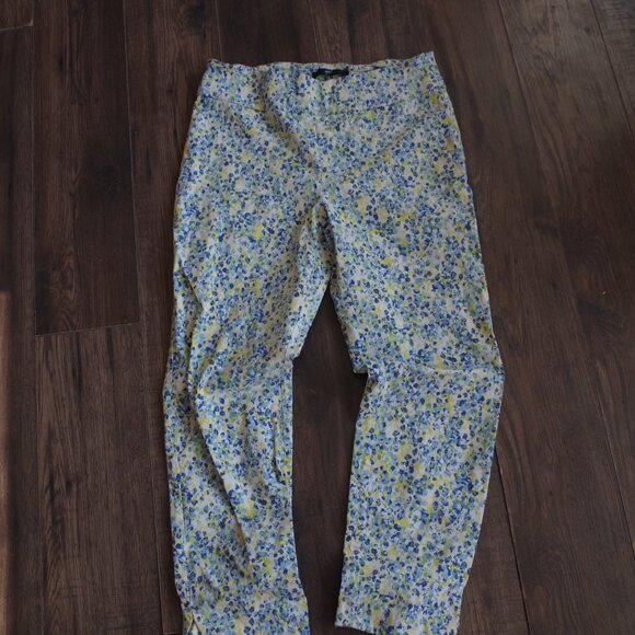 Ladies High End Up Crops - Picture 2 of 5